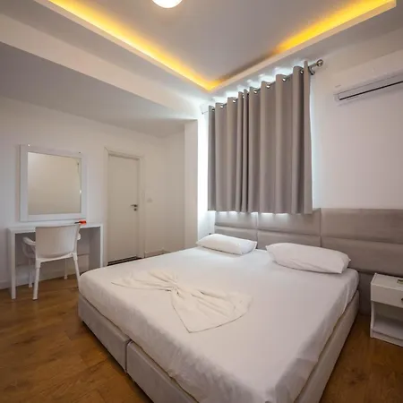 Myrtaj 3* Sarande