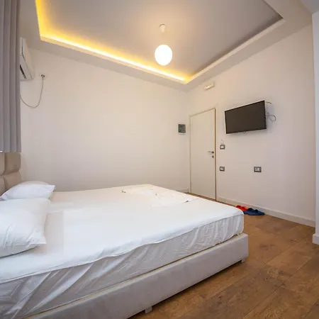Myrtaj Hotel 3*